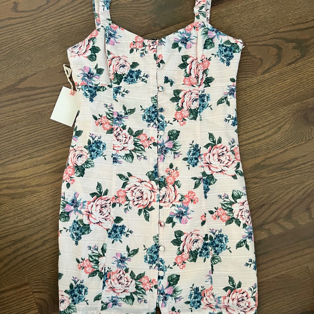 Floral Mini Dress from Forever 21. New and Never Worn